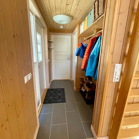 Sentralt I Myrkdalen *